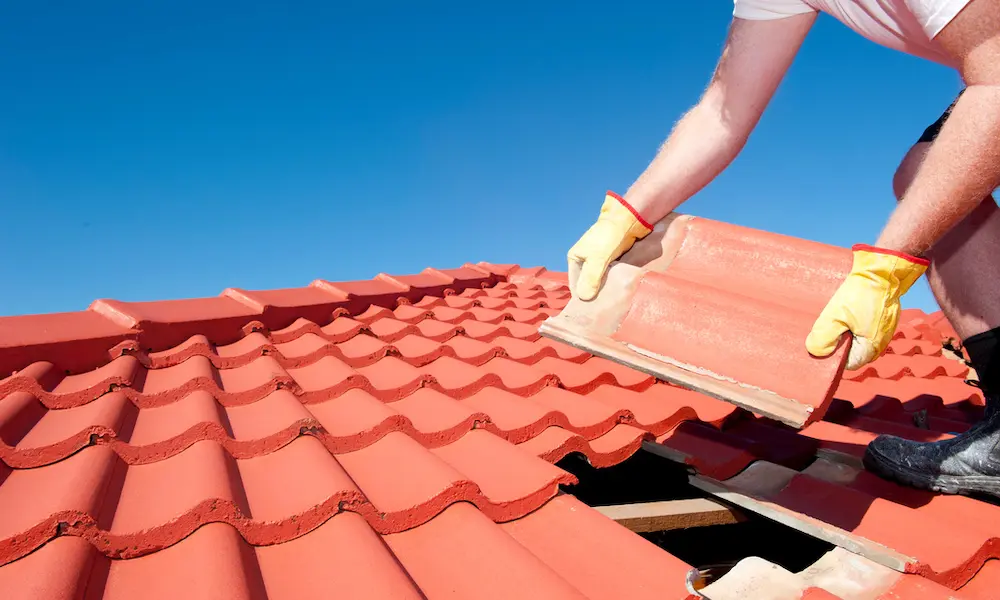 Preparing Your Roof for Winter: Essential Maintenance Tips