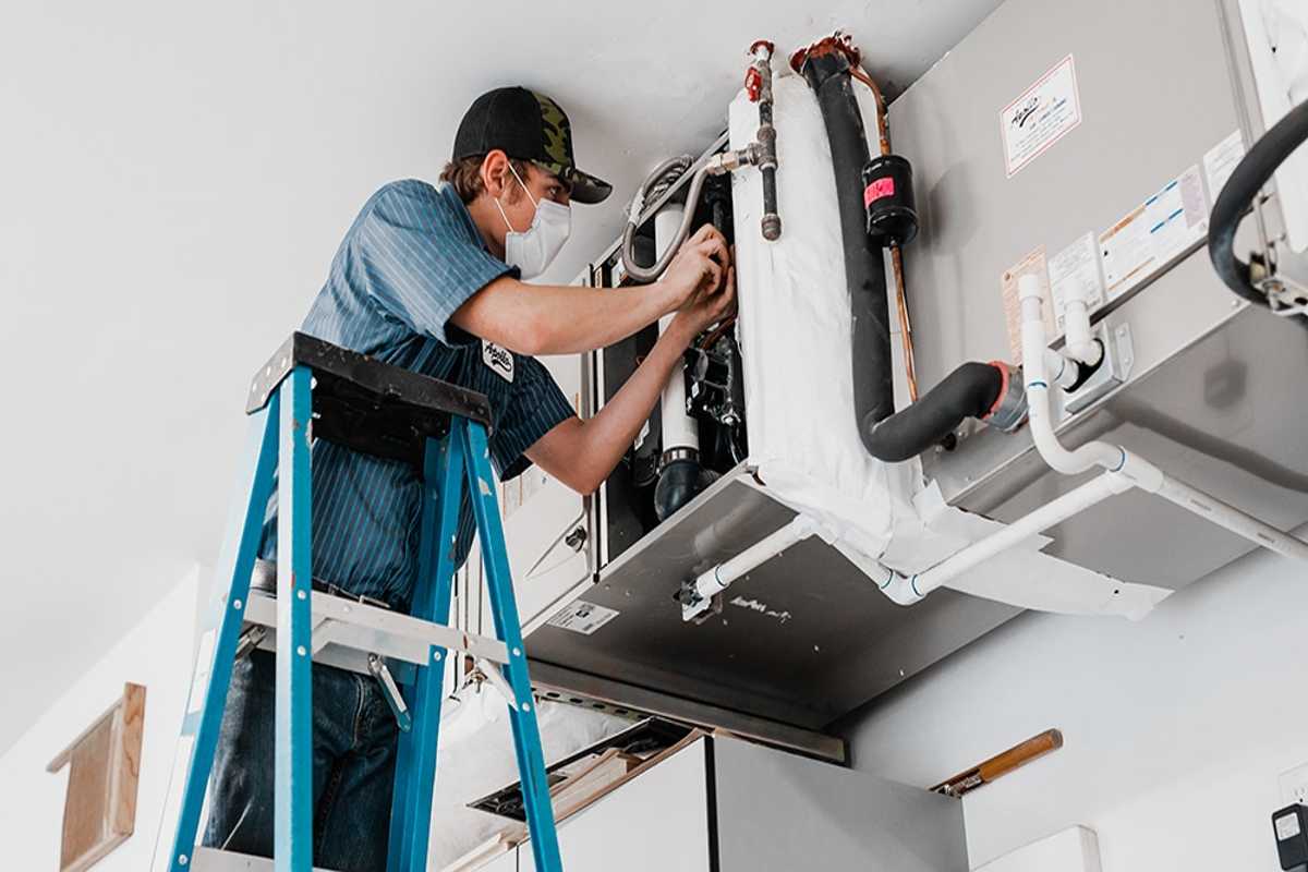 HOW TO CHOOSE THE RIGHT FURNACE REPAIR COMPANY: KEY TIPS